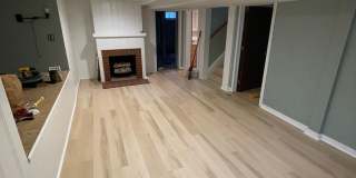 AVAILABLE NOW- 3 bbed 2 bath home! Gallery 15