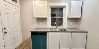 5404 Black St Gallery 5