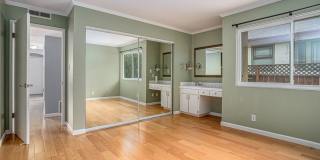 370 Santa Clara Ave #1  - 2 bedroom | 1 bath | Condo | Lower unit Gallery 18