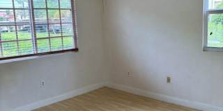 4040 Crystal Lake Dr Gallery 14