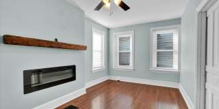 205 HERMITAGE Street Gallery 3