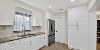 5008 Parker Avenue Gallery 12