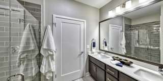 Maple and Main Gallery 4