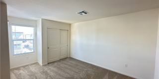 2750 Frosted Teal Avenue Gallery 36