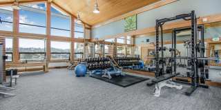 Harbor Point Waterfront Apartments Gallery 18