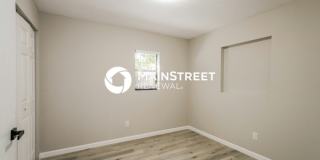 9933 Lake Drive Gallery 10