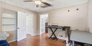 14 Redmond Avenue Gallery 12