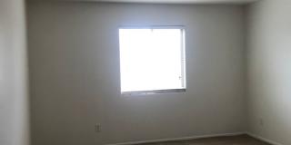 Beautiful 5 Bedroom 3 Bath in Surprise asking $2500.00 Gallery 23