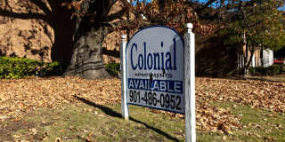 Colonial Apartments Gallery 9