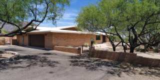 5965 N Sabino Shadow Lane 5965 N Sabino Shadow Lane Gallery 4