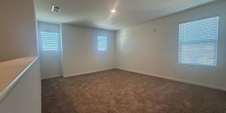 five bedrooms and three and a half bathrooms home in Fresno, CA Gallery 8