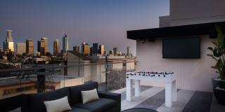 Belle on Bev Belle on Bev Gallery 75