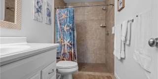 1529 NE Sunview Terrace Gallery 17