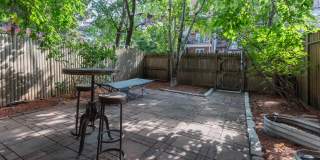 16 Yarmouth St., 1 Gallery 1