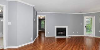 Amazingly and rarely available home that is literally on the greenway. Gallery 7