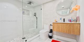 927 Southwest 18th Avenue Gallery 11