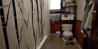 610 Mitchell Street Gallery 22