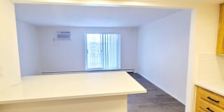 200 West Gallery 7