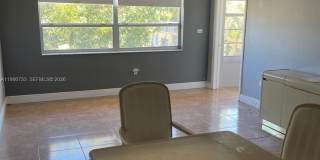 20111 NE 27th Ct Gallery 4