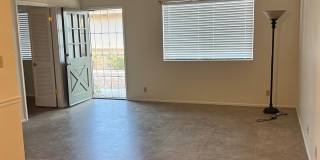 6604 S Lakeshore Drive Gallery 2