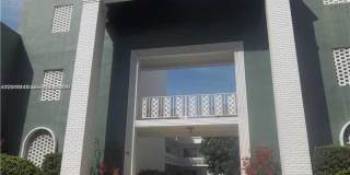 9920 Collins Ave Gallery 1