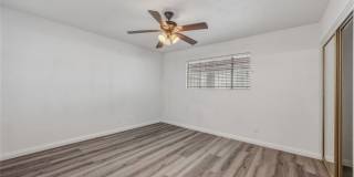 6760 W Oakey Boulevard Gallery 31