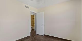 2608 DAN SIKES Drive Gallery 20