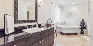 Gorgeous Oceanfront Home w/Private Pool, Jacuzzi, & Sunset Views. Moana Lani Gorgeous Oceanfront Home w/Private Pool, Jacuzzi, & Sunset Views. Moana Lani Gallery 29