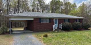 3 BED, 1 BATH BRICK HOME Gallery 1