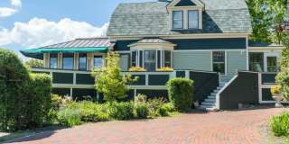 10 Sea Road Gallery 1