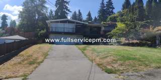 Exceptional 3 BD 2 BA home! Garage! Private Balcony! Gallery 1