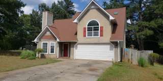 Charming Two-Story Home on a Corner Lot in Jonesboro Gallery 1