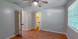RENOVATED 2/1 w/ New Flooring/Paint, Fenced Yard, Deck, Walk In Closets, Granite Counters, & Stainless Appliances ! Avail NOW for $1295/month Gallery 19