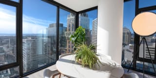 Atlas Gallery 8