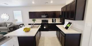 3 bed 2 bath home in Huning Ranch! Gallery 7