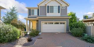 Modern Low-Maintenance Home in Thompson River Ranch with Abundant Amenities Gallery 1