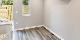 Bright, Newly Renovated 3-Bedroom Rowhome with Backyard Gallery 8