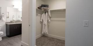 Point of View Apartments Gallery 15