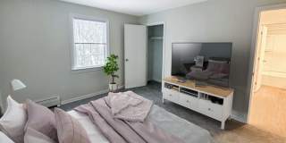 Hamilton Park Gallery 8