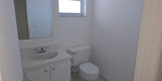 320 NE 12th Ave Gallery 29