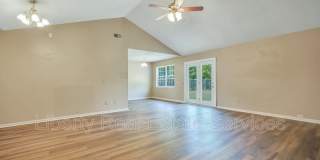 1501 Woodcrest Cir Gallery 5