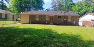 Charming 3 bedroom home - Open To Section 8 Gallery 5