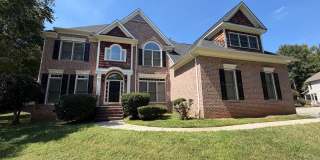 Spacious 4 Bedroom House with Fenced Yard, Bonus Room & 3-Car Garage Spacious 4 Bedroom House with Fenced Yard, Bonus Room & 3-Car Garage Gallery 1