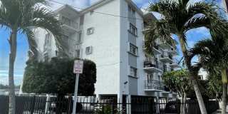 2500 Southwest 6th Street Gallery 2