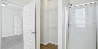 Carrington Square Gallery 77