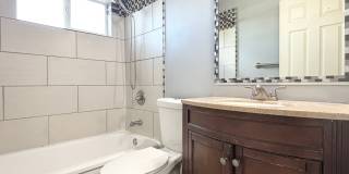 Cozy Rambler with Huge Yard! Gallery 11