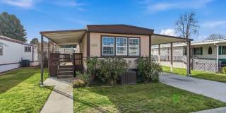 7015 W Royal Glen Lane Gallery 1