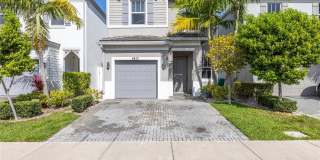 4813 NW 48th Ter Gallery 1