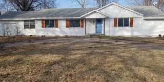 Beautiful Fully Remodeled 3 bedroom Gallery 1