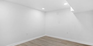 GORGEOUS end unit in Baltimore! 3 Bedrooms 3 Bathrooms Plus a Rec Room! GORGEOUS end unit in Baltimore! 3 Bedrooms 3 Bathrooms Plus a Rec Room! Gallery 18